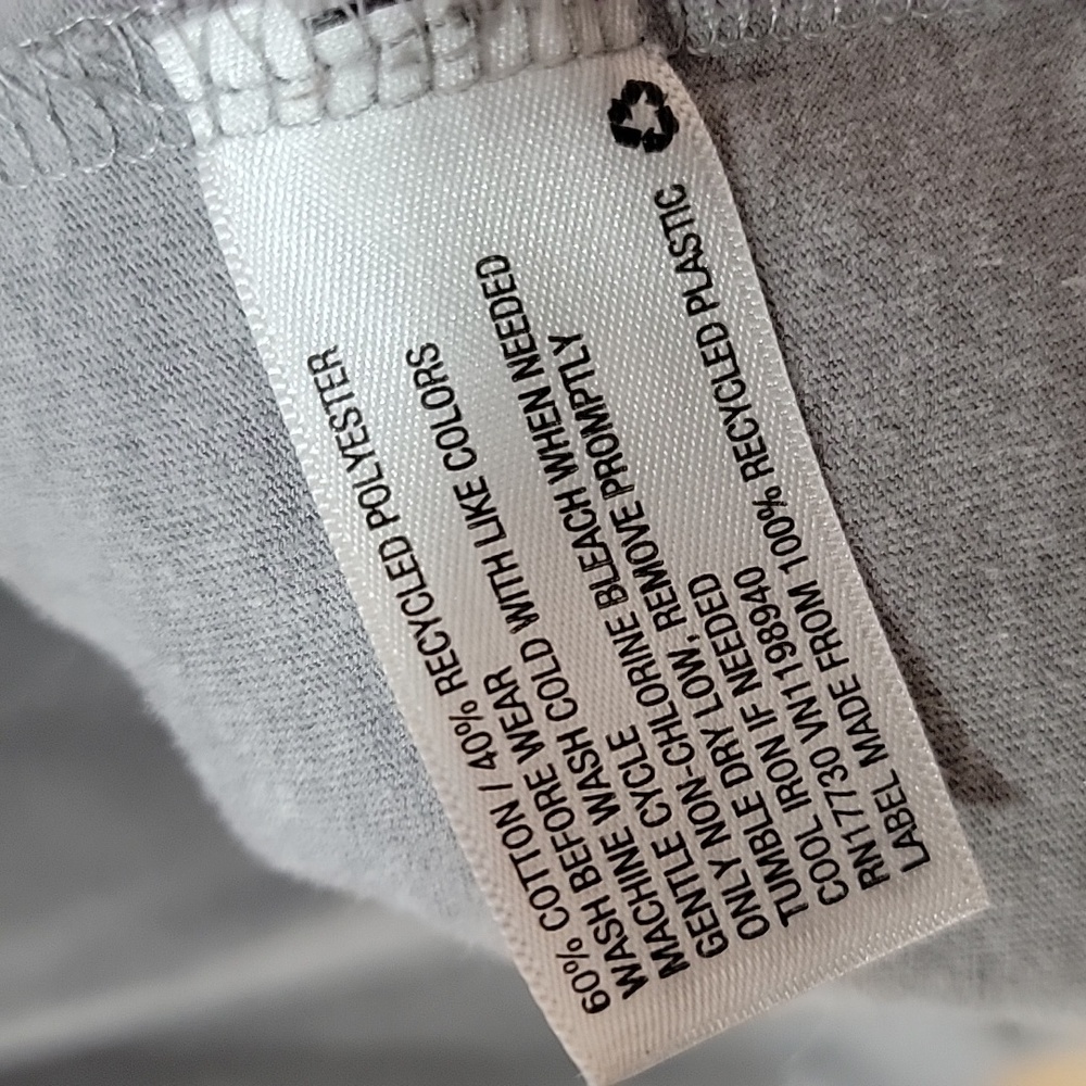 Goodfellow Large Tee - Picture 3 of 3
